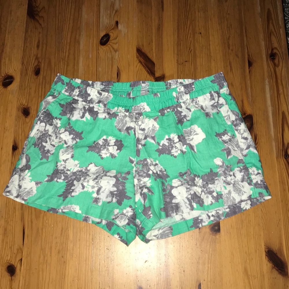 Kut from the Kloth floral shorts
